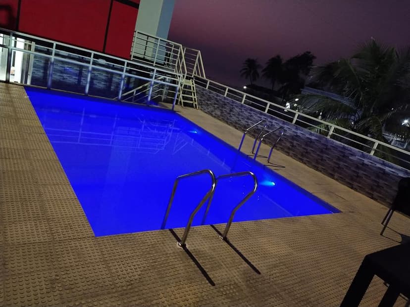 KRYSTAL PALACE HOTEL (Test)